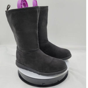 Muk Luks Fold over wool blend plaid lining boots Size 9